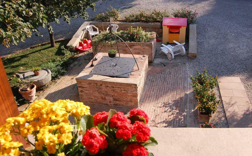 Agriturismo Le Querce Palaia Eksteriør billede