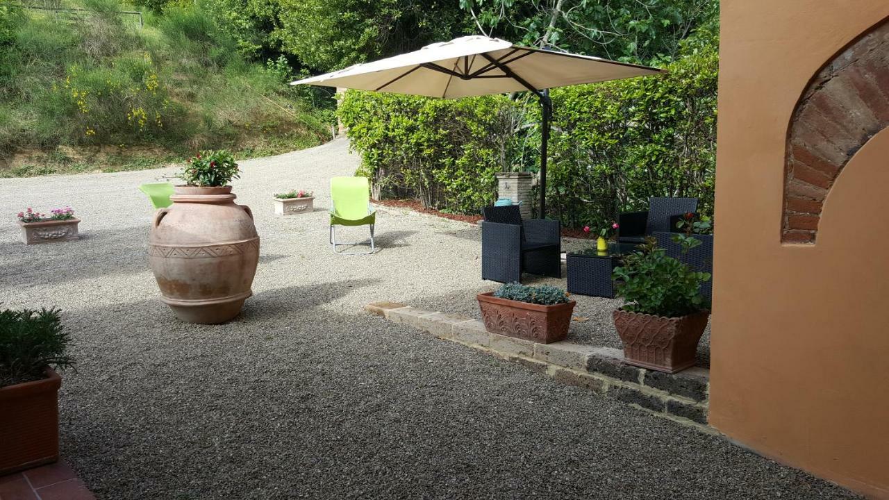 Agriturismo Le Querce Palaia Eksteriør billede